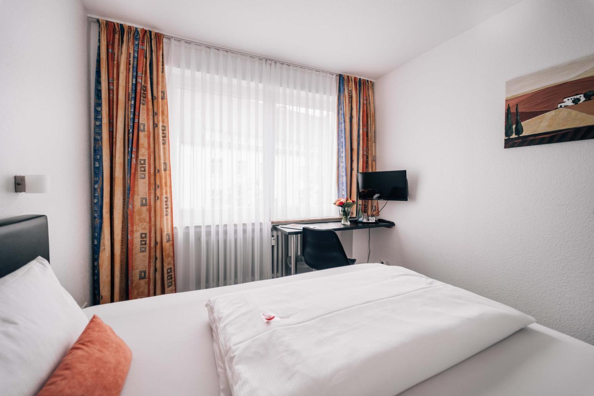 Hotel International Am Theater Munster  Bagian luar foto