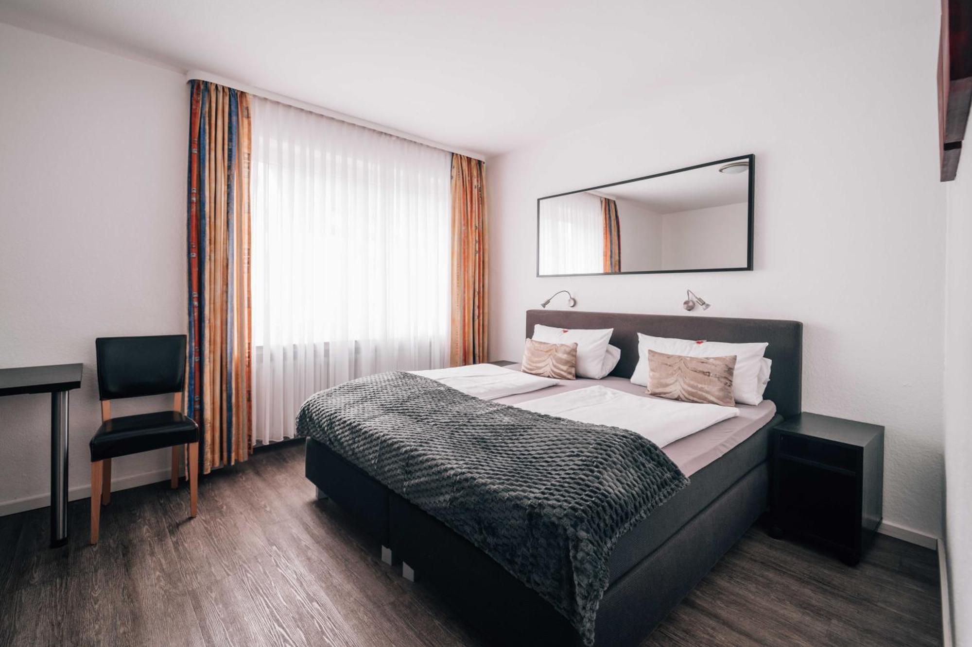 Hotel International Am Theater Munster  Bagian luar foto